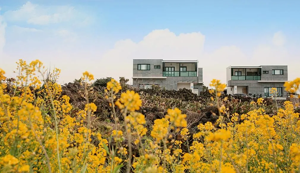 Holiday home Homechee Poolvilla Jeju South Korea