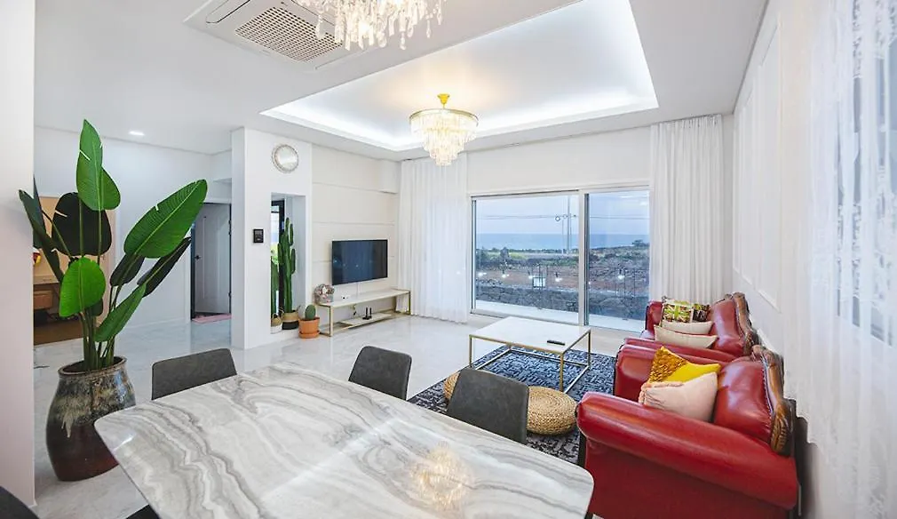Holiday home Homechee Poolvilla Jeju South Korea
