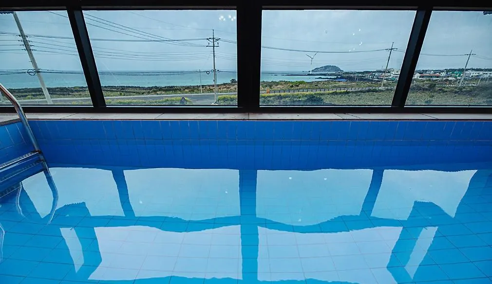 Homechee Poolvilla Jeju Holiday home